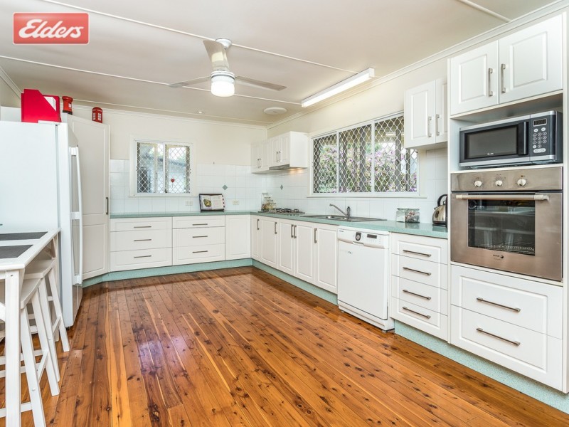 70 White St, Everton Park QLD 4053