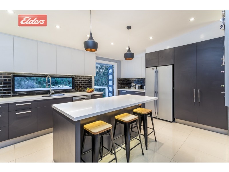 57 Hutton Rd, Ferny Hills QLD 4055