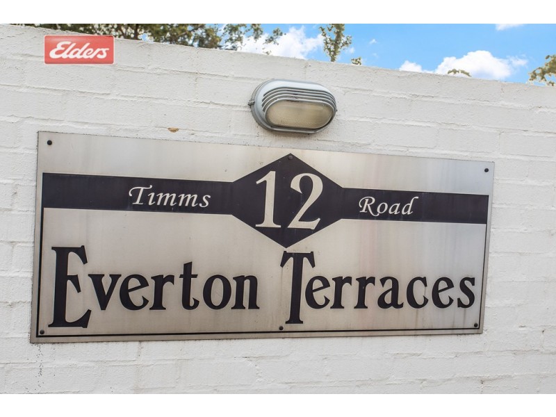 9/12 Timms Rd, Everton Hills QLD 4053