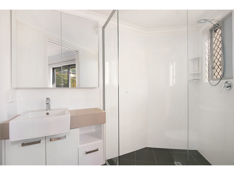 3/175 Abuklea St, Newmarket QLD 4051