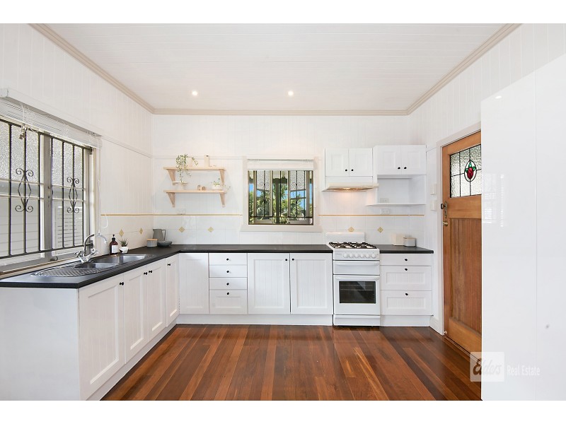 742 South Pine Rd, Everton Park QLD 4053