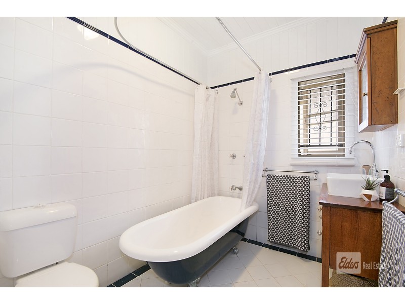 742 South Pine Rd, Everton Park QLD 4053