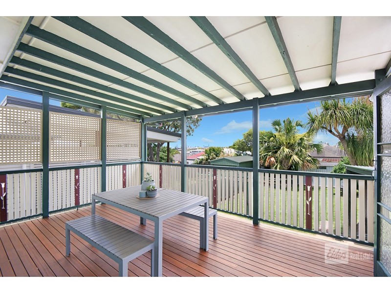 742 South Pine Rd, Everton Park QLD 4053