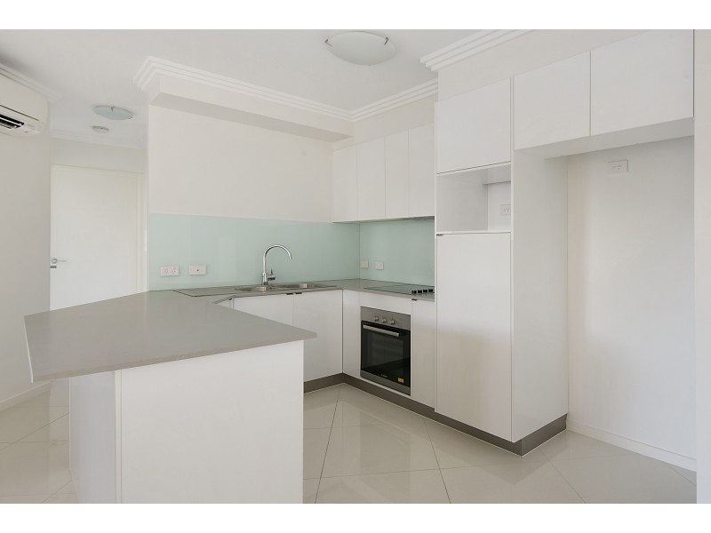 2/175 Abuklea St, Newmarket QLD 4051