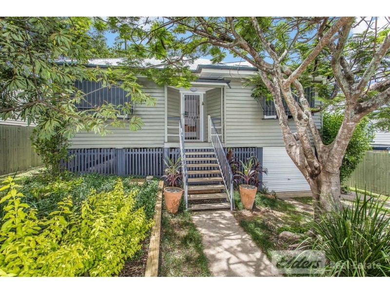 31 Barton St, Everton Park QLD 4053