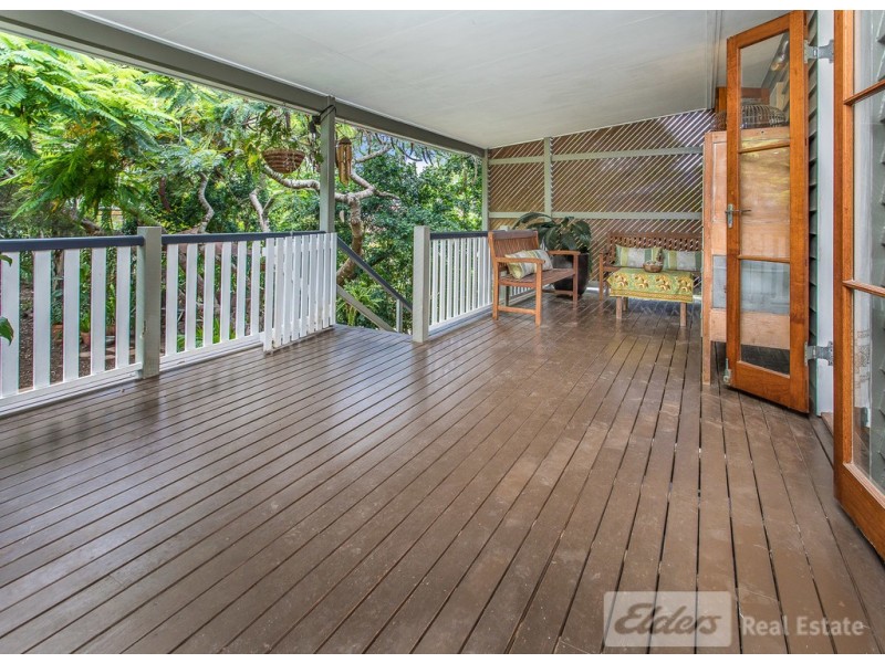 31 Barton St, Everton Park QLD 4053