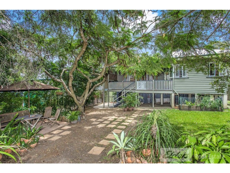 31 Barton St, Everton Park QLD 4053