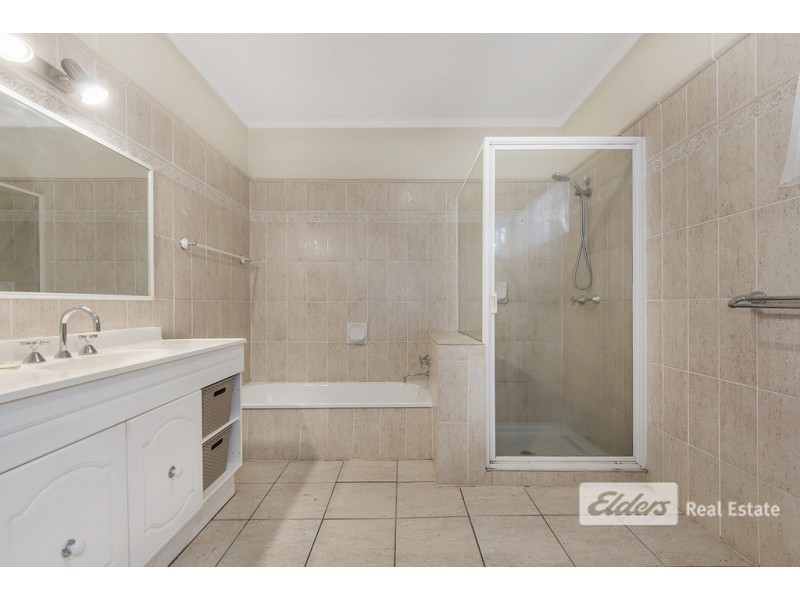 64 Wilgarning St, Stafford Heights QLD 4053