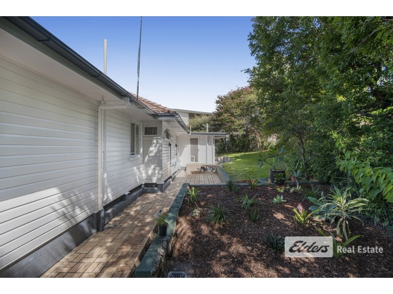 64 Wilgarning St, Stafford Heights QLD 4053