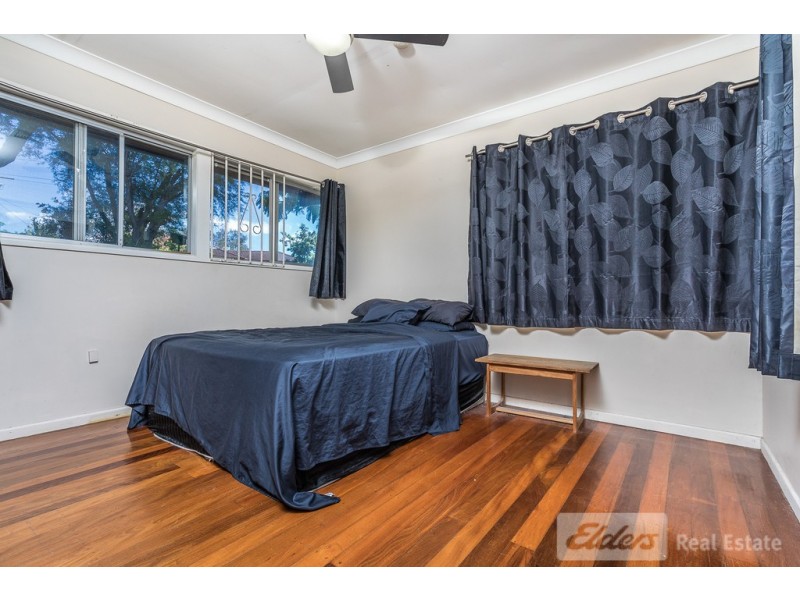 1129 South Pine Rd, Arana Hills QLD 4054