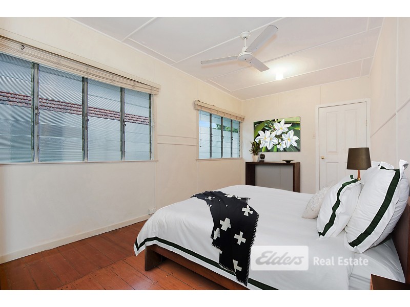 66 Trouts Rd, Everton Park QLD 4053