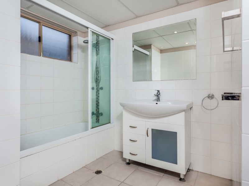 1/27 Gordon Pde, Everton Park QLD 4053
