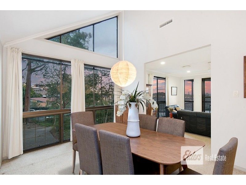 8 Eldershaw St, Everton Park QLD 4053