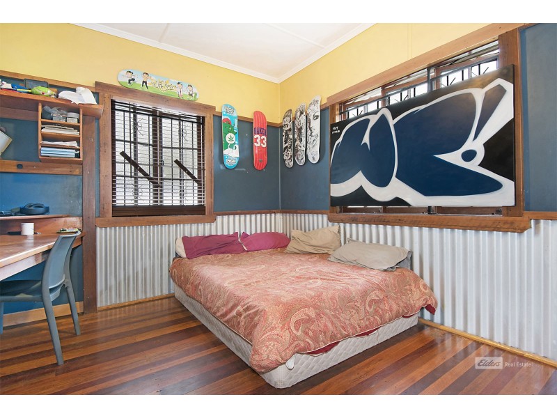 122 Gordon Pde, Everton Park QLD 4053