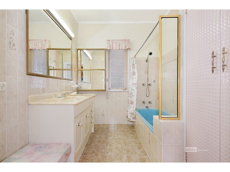 24 Leach St, Everton Park QLD 4053