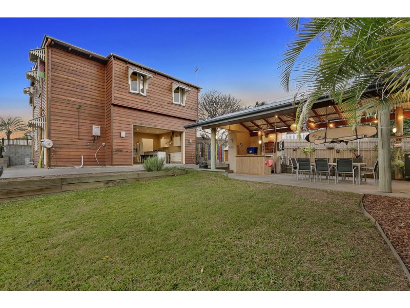 719 South Pine Rd, Everton Park QLD 4053