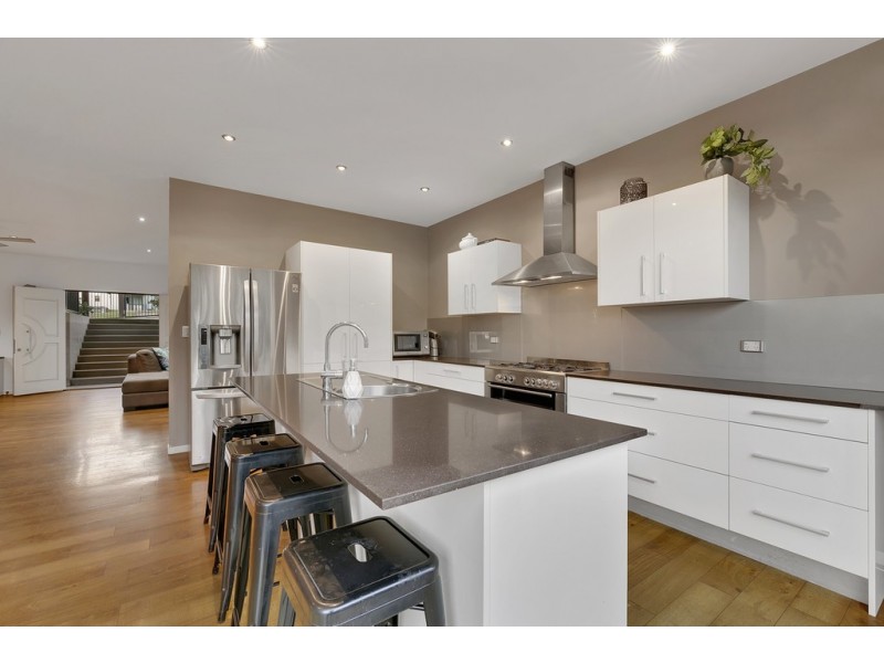 719 South Pine Rd, Everton Park QLD 4053