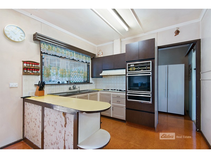 15 Benfield St, Mitchelton QLD 4053