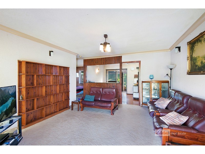 15 Benfield St, Mitchelton QLD 4053