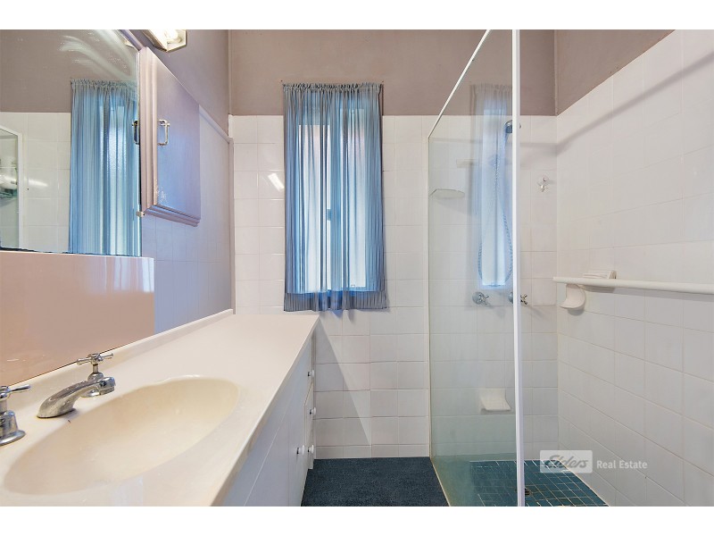 15 Benfield St, Mitchelton QLD 4053