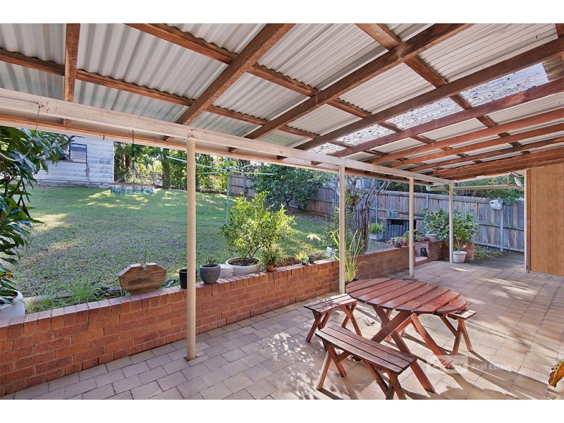 15 Benfield St, Mitchelton QLD 4053