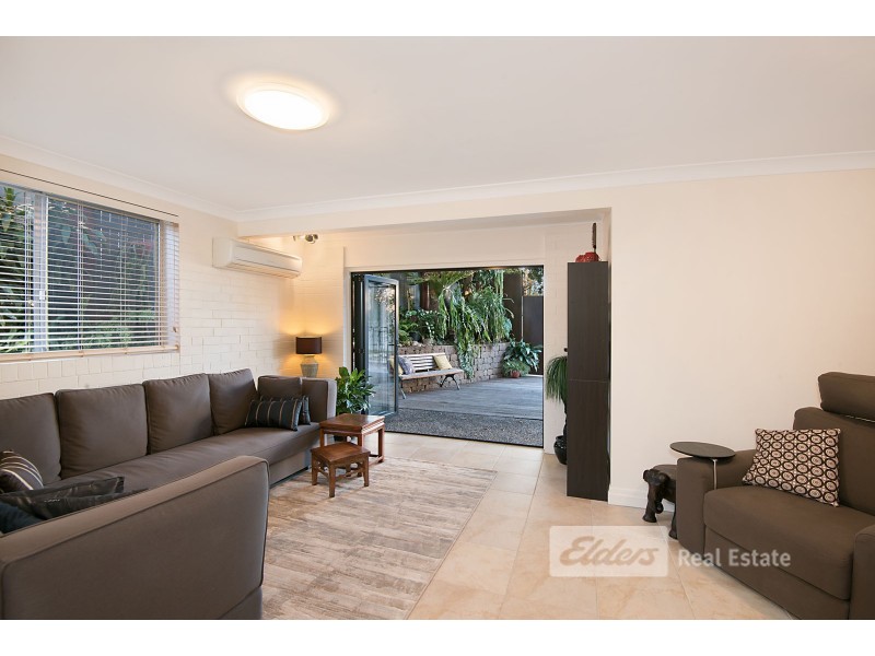 25 Lomatia St, Everton Hills QLD 4053