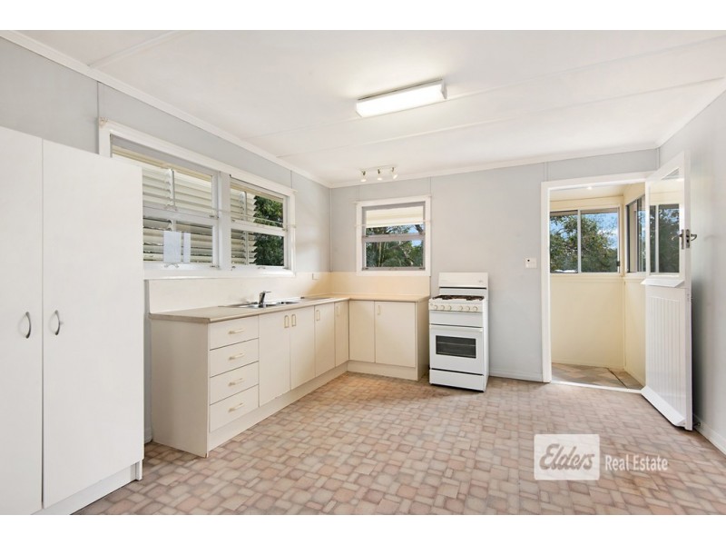 72 Narellan St, Arana Hills QLD 4054