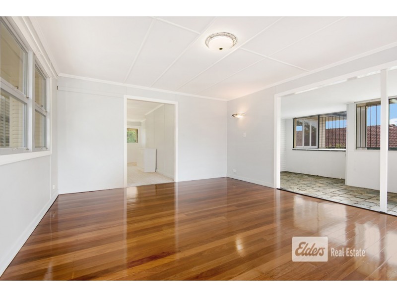 72 Narellan St, Arana Hills QLD 4054