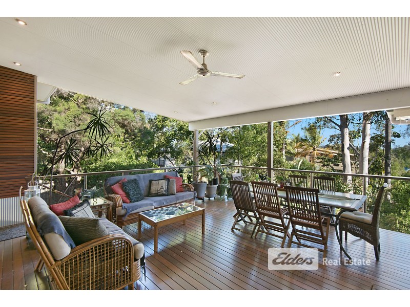 5 Melwood Crt, Arana Hills QLD 4054