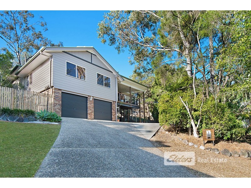 5 Melwood Crt, Arana Hills QLD 4054