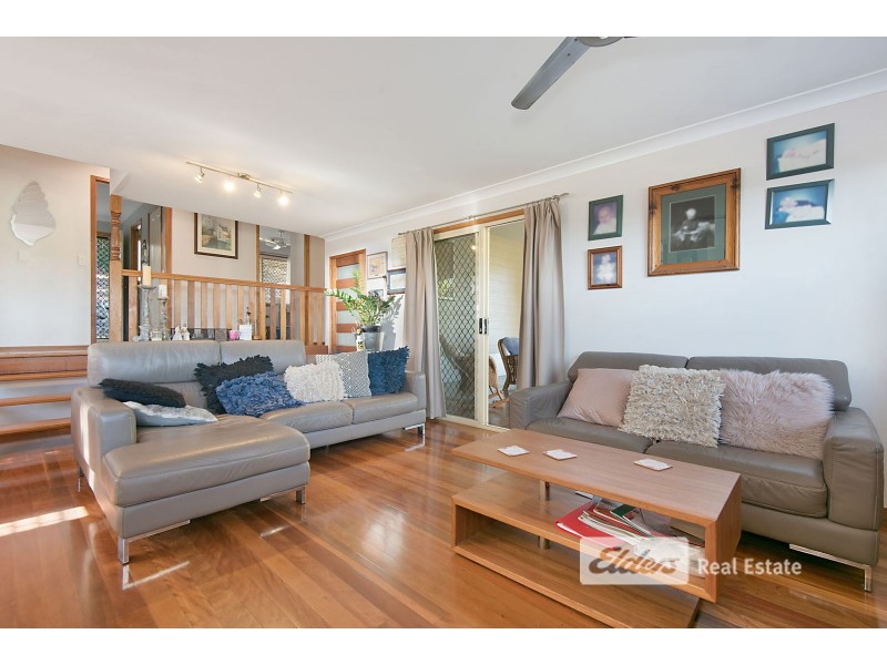 5 Melwood Crt, Arana Hills QLD 4054