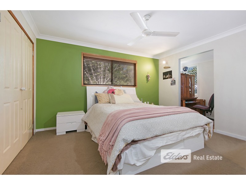 5 Melwood Crt, Arana Hills QLD 4054