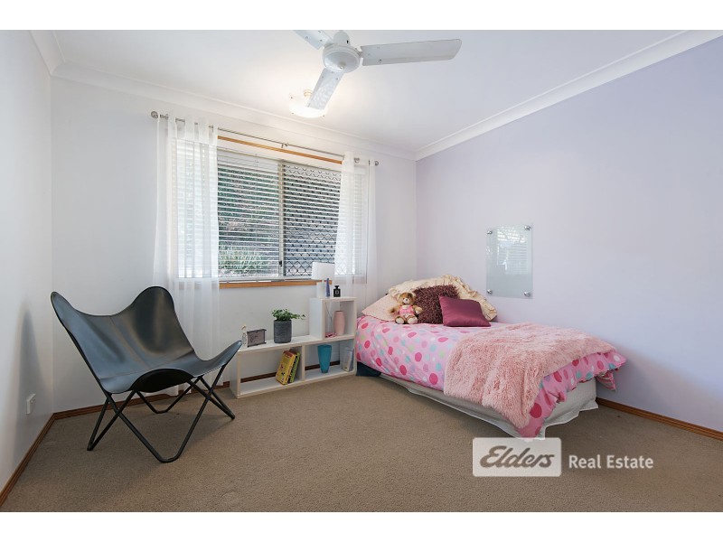 5 Melwood Crt, Arana Hills QLD 4054