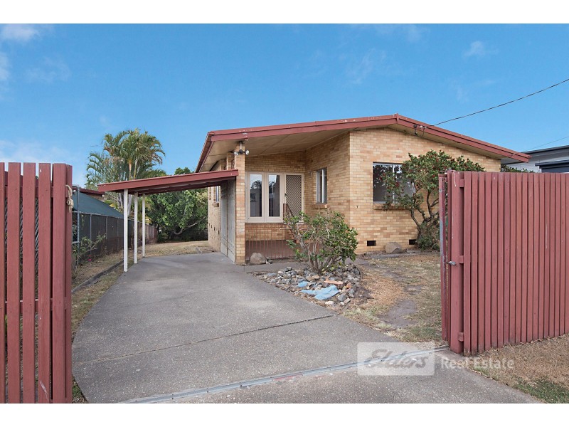 7 Yanderra Ave, Arana Hills QLD 4054