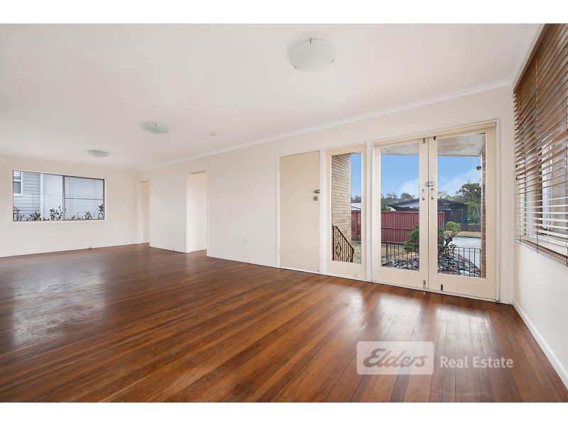 7 Yanderra Ave, Arana Hills QLD 4054