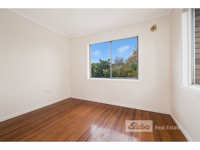 7 Yanderra Ave, Arana Hills QLD 4054