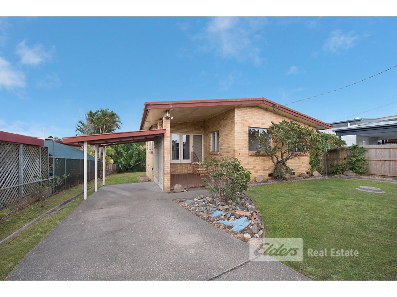 7 Yanderra Ave, Arana Hills QLD 4054
