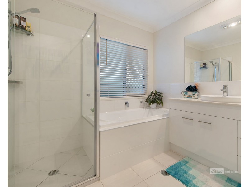 824 South Pine Rd  (QUIET PART), Everton Park QLD 4053