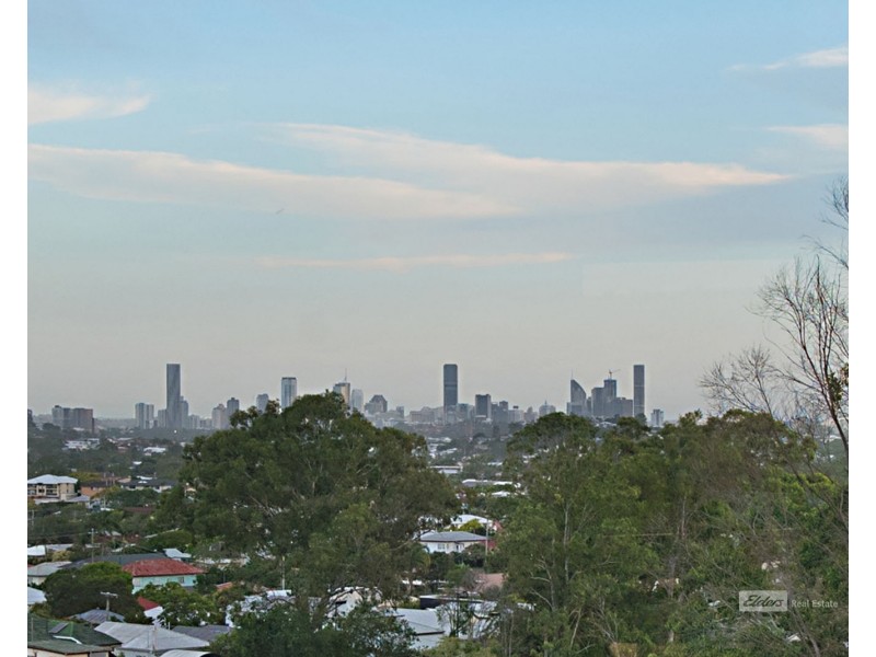 824 South Pine Rd  (QUIET PART), Everton Park QLD 4053