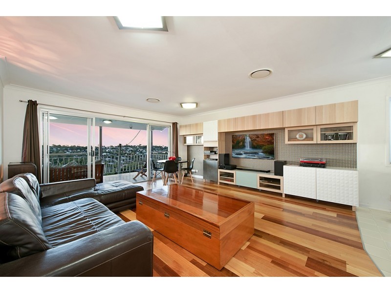 58 Webb St, Stafford QLD 4053