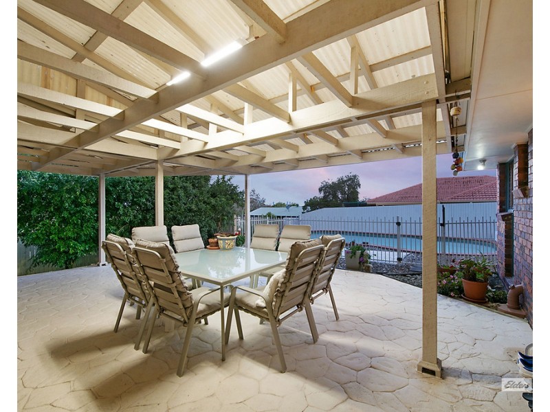 28 Ballinderry St, Everton Park QLD 4053