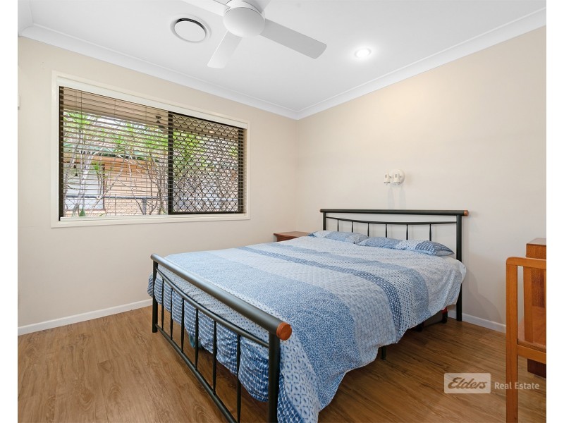 19 Jade St, Albany Creek QLD 4035