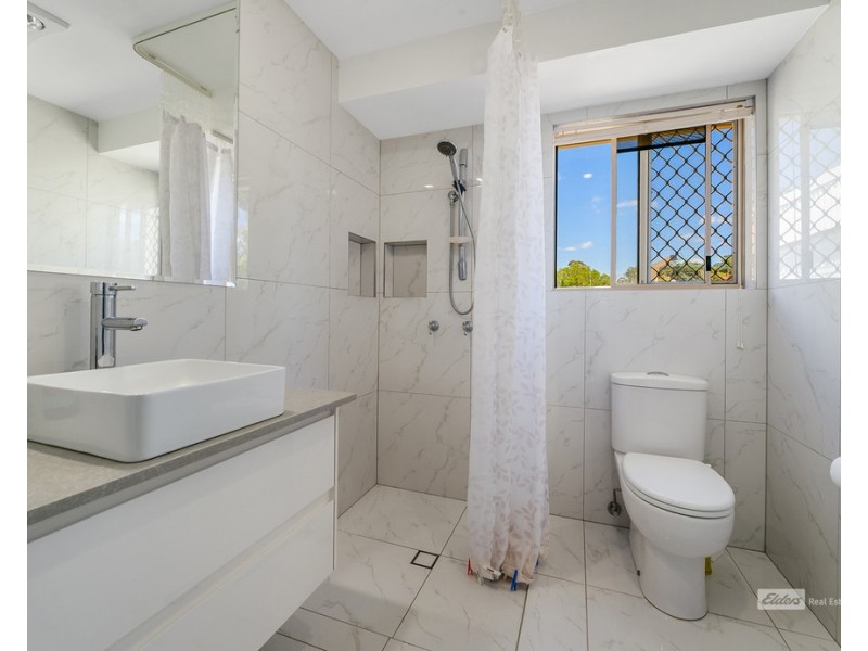 18 Soames St, Everton Park QLD 4053