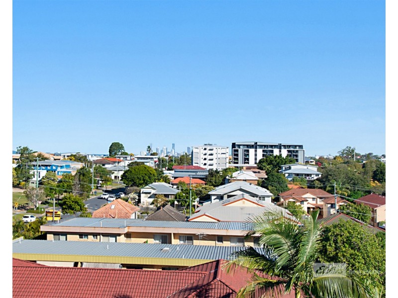 404/27 Kingsmill St, Chermside QLD 4032