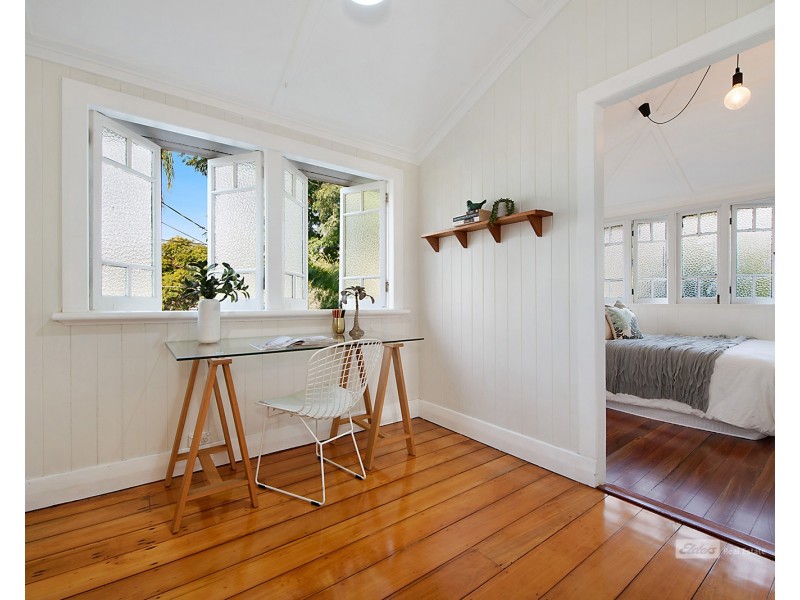 17 Station Ave, Gaythorne QLD 4051