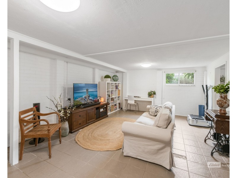 1 Jadmar St, Everton Park QLD 4053