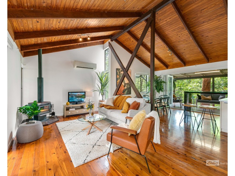 44 View Cres, Arana Hills QLD 4054