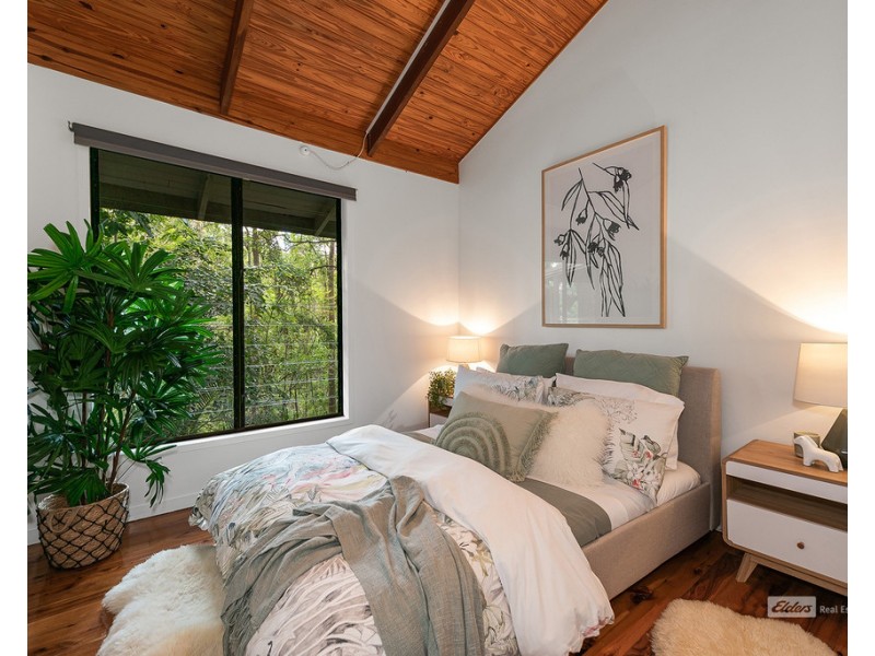 44 View Cres, Arana Hills QLD 4054