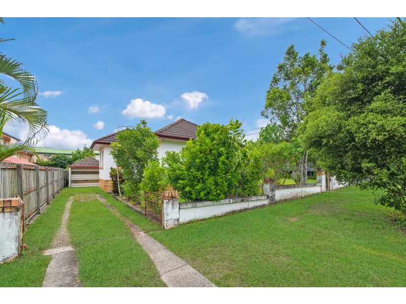 31 Everton Tce, Everton Park QLD 4053
