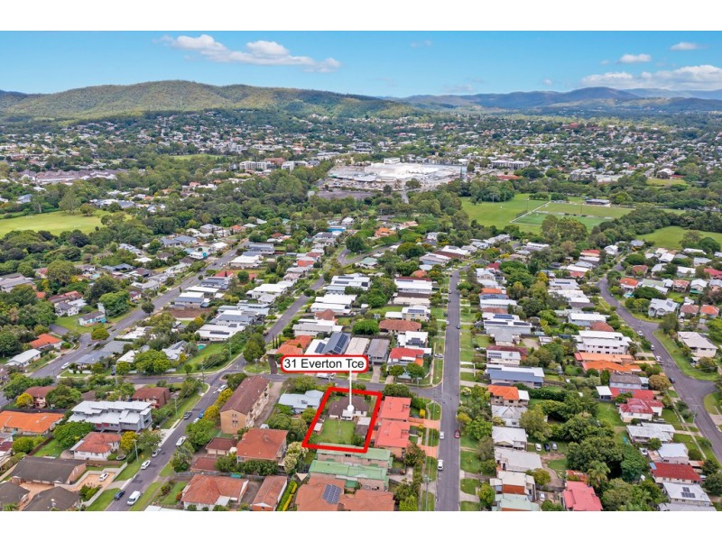 31 Everton Tce, Everton Park QLD 4053
